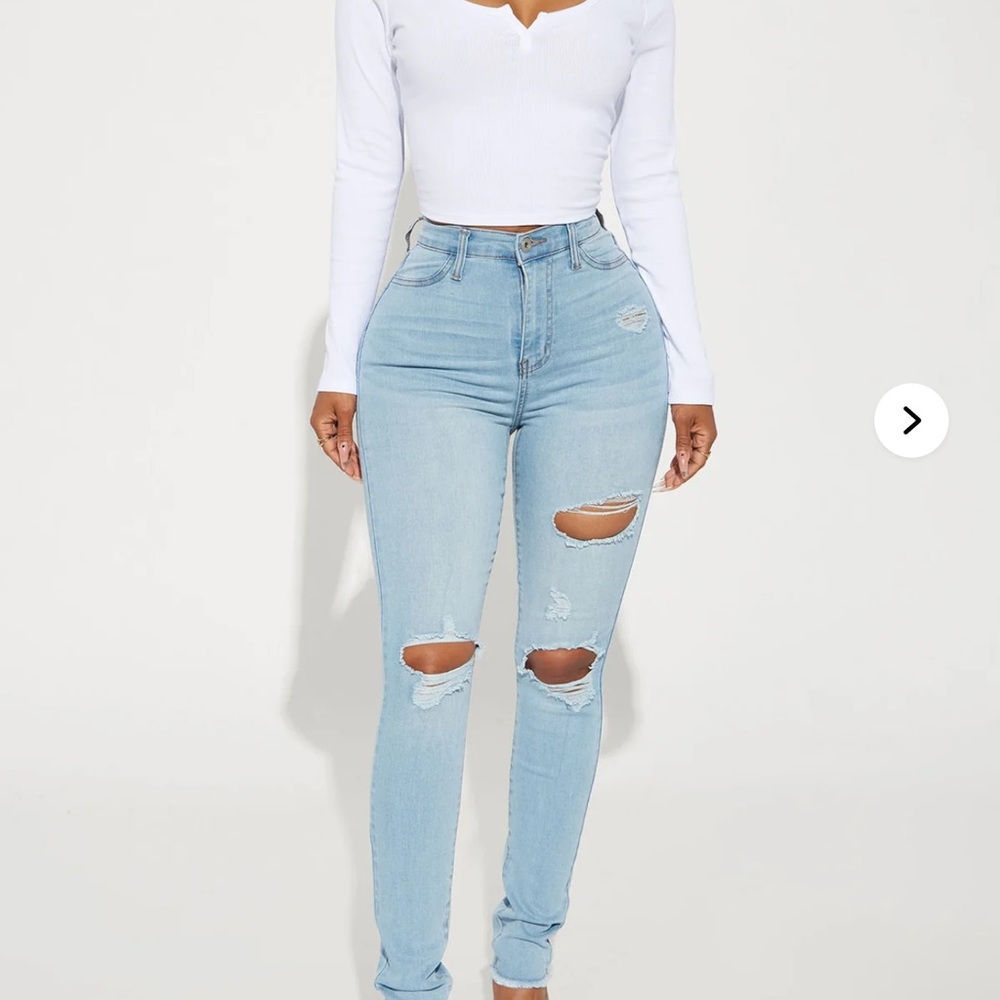 Fashion Nova Stacy super stretch ripped skinny jeans size 9